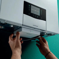 Caldaia a condensazione Vaillant EcoTEC Pure 24 kW metano + termostato smart SensoROOM Connect Vaillant