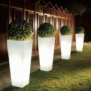 Vaso luminoso Arkema Quadro 86 SL in resina LLDPE quadrato 86 cm