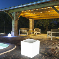 Cubo luminoso da giardino Arkema Iris SL  in resina LLDPE con pannello fotovoltaico